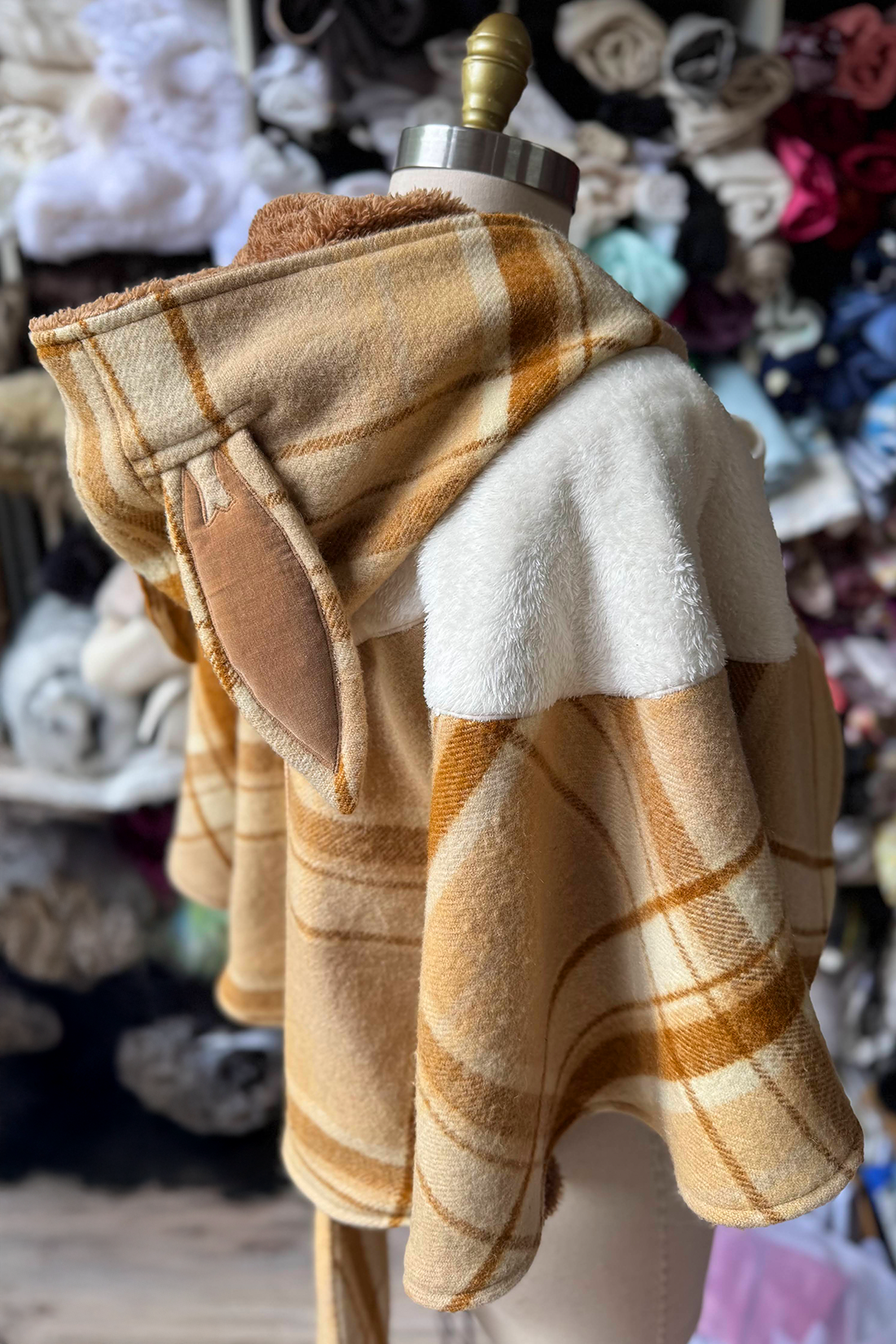 Eevee Capelet (Cottage Core)