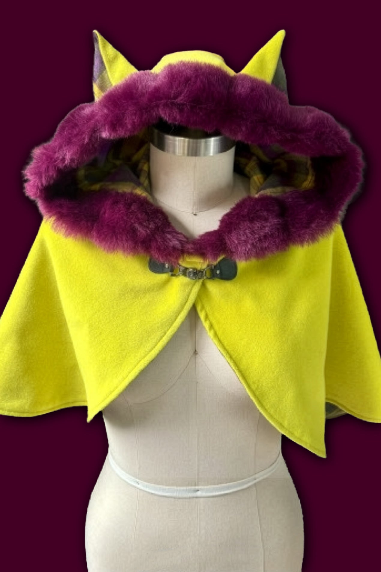 Hooded Capelet #01