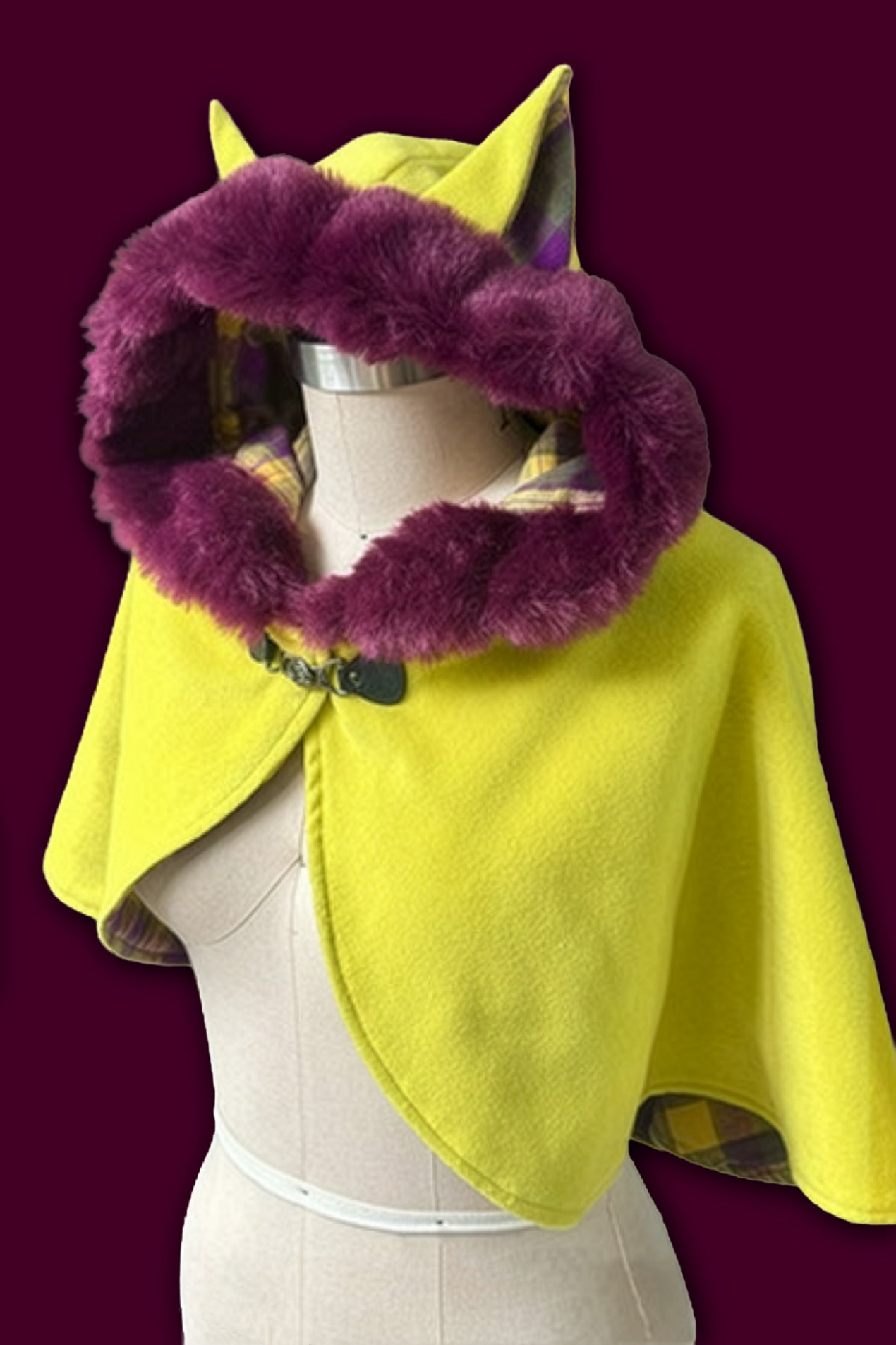 Hooded Capelet #01