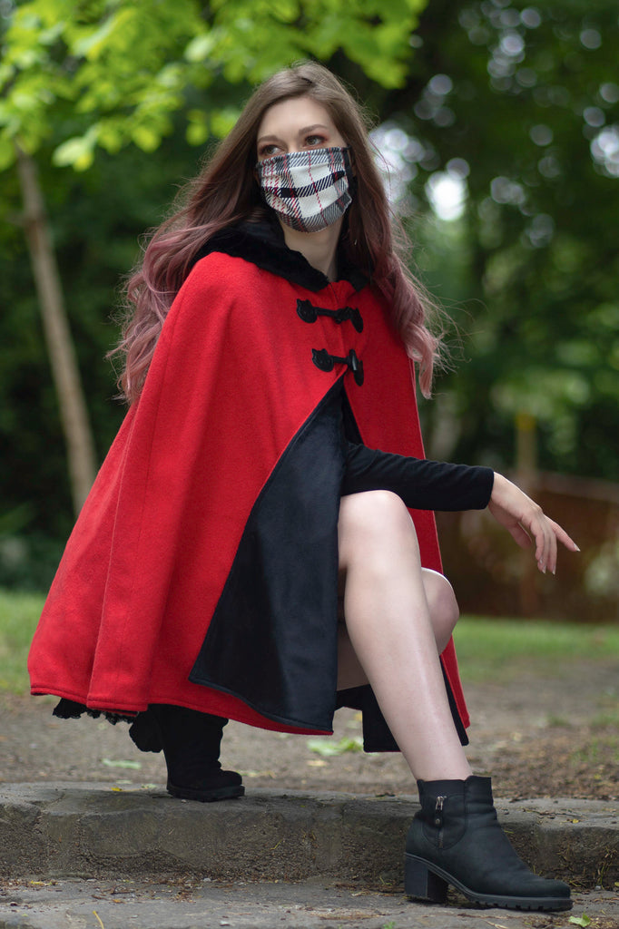 Long Fox Cape (RD&BLCK)