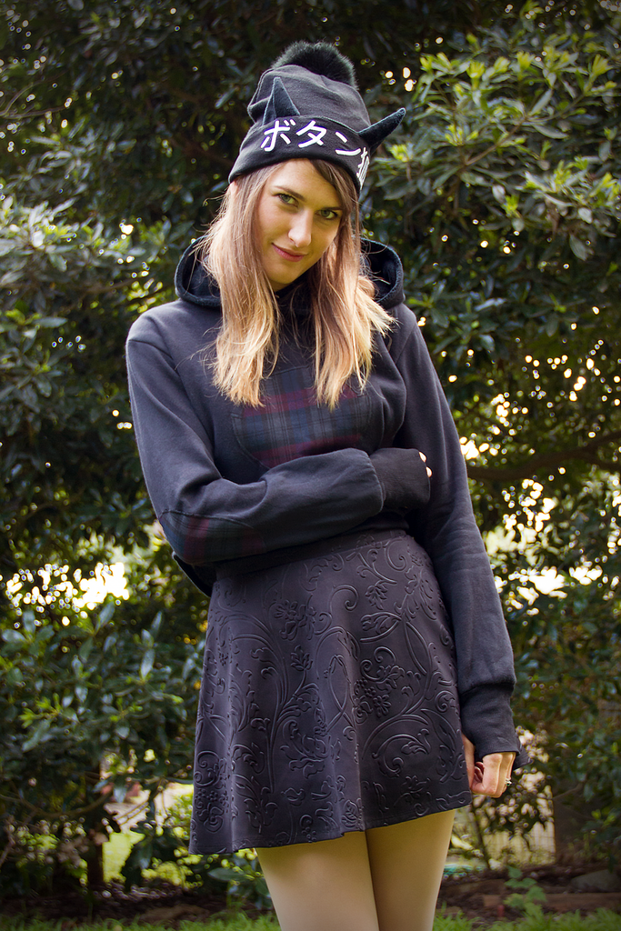 Fox Beanie (BLCK) - Button Fox