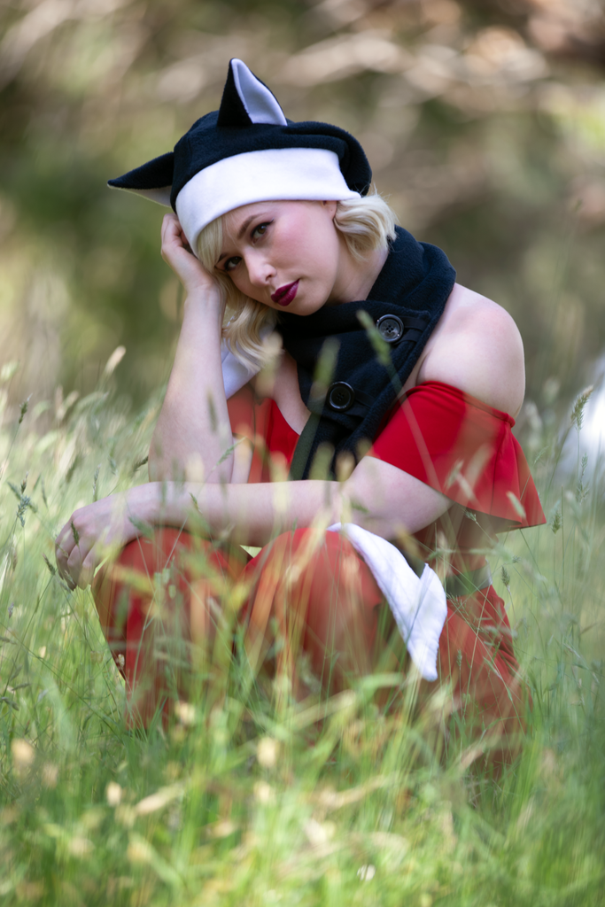 Foxmas Hat & Scarf (BLCK) - Button Fox