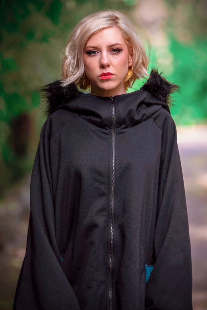 Glider Cape (BLCK&TL) - Button Fox