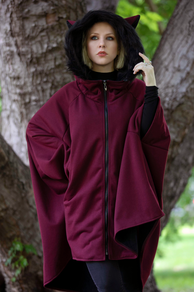 Glider Cape (BRGNDY&BLCK) - Button Fox
