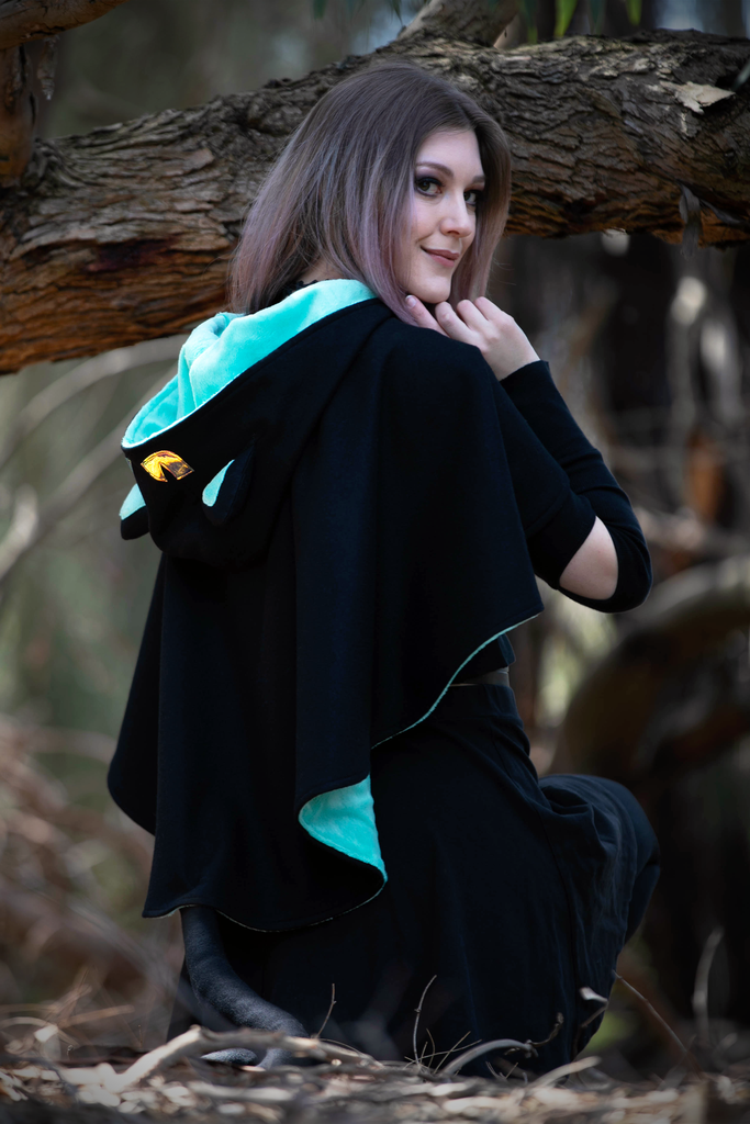 Neko Capelets - Button Fox
