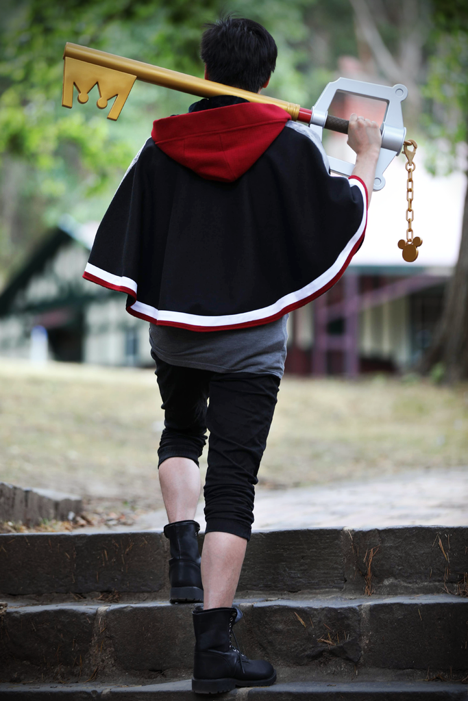 Sora KH3 Capelet - Button Fox