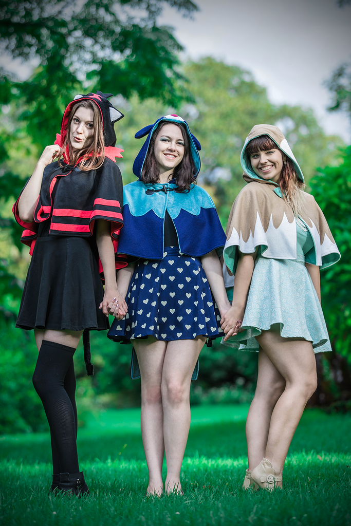 Sun & Moon Capelets - Button Fox