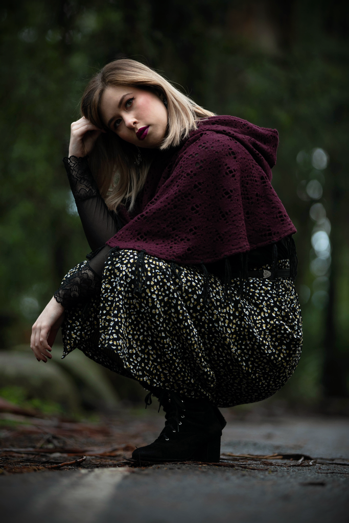 Witchy Poncho (BLCK&BRGNDY) - Button Fox
